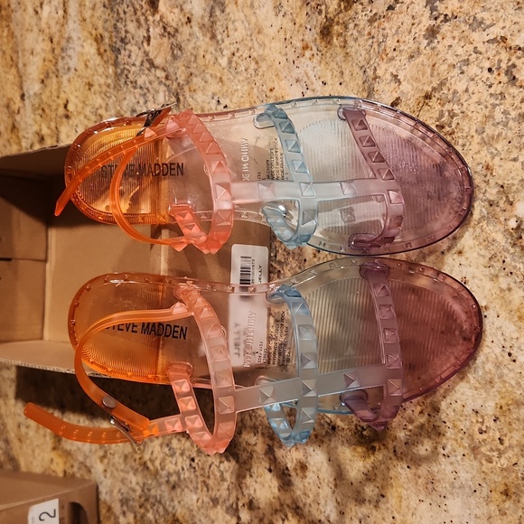 Steve Madden, Jelly Rainbow Gladiator Sandal Shoes.  NEW! - Picture 16 of 16